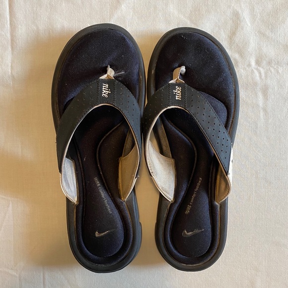 modells nike slides